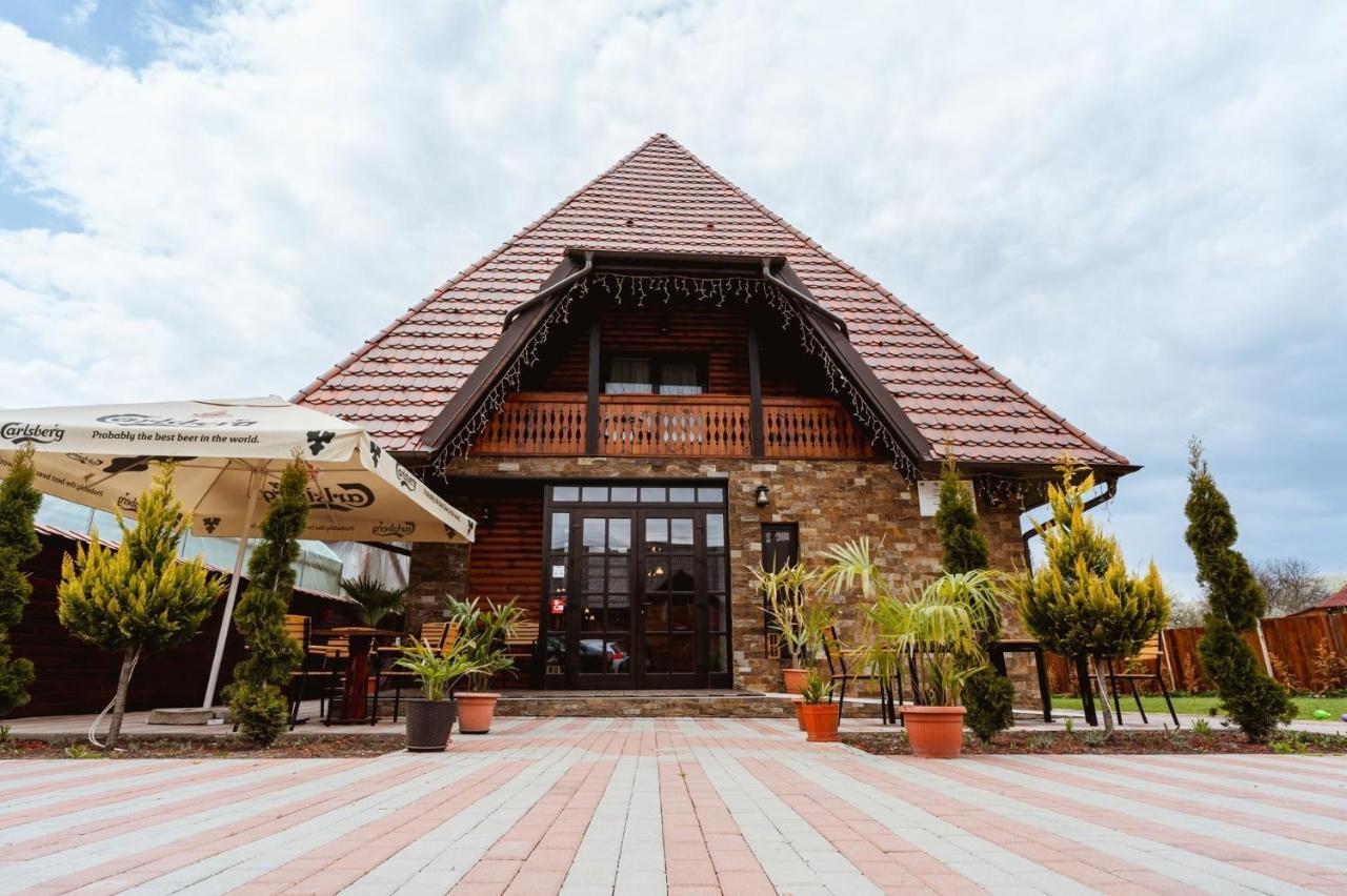 Piatra Soimului Hotel Vişeu de Sus Exterior foto