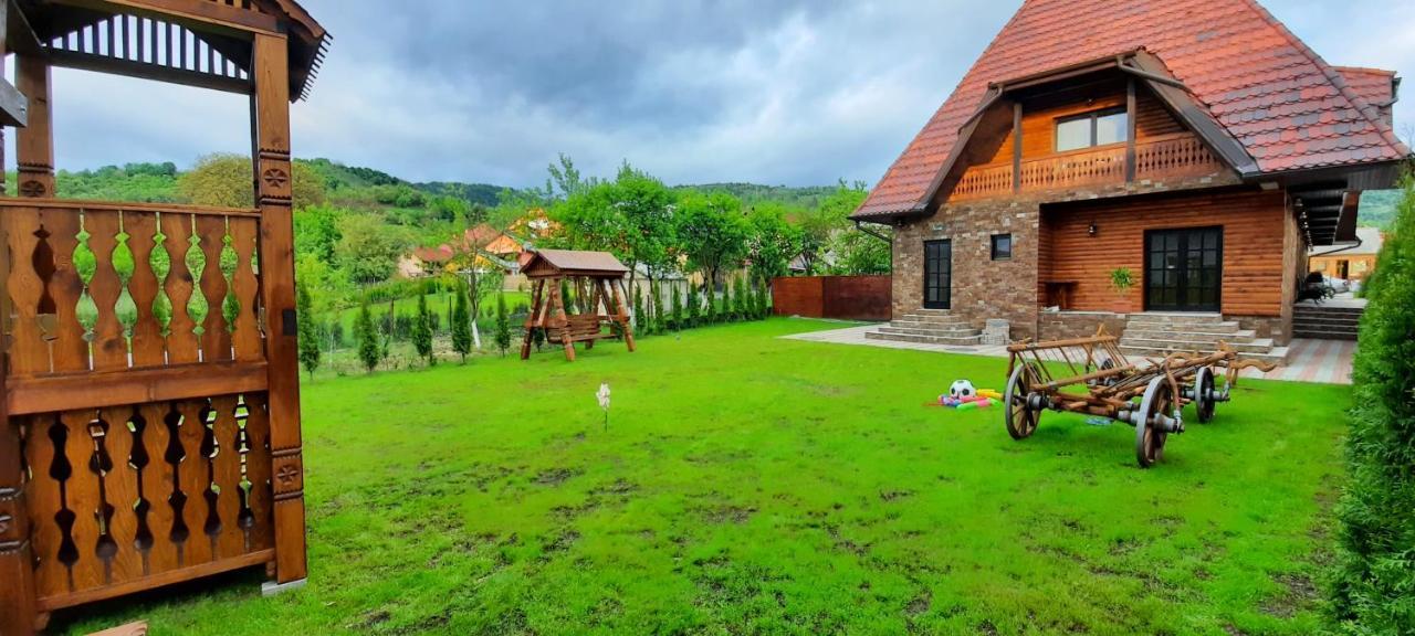 Piatra Soimului Hotel Vişeu de Sus Exterior foto